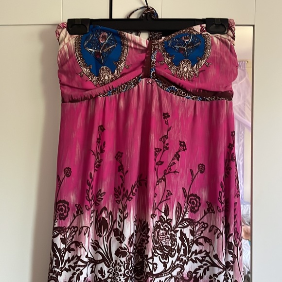 Exotic Summer Maxi Dress - Picture 2 of 4